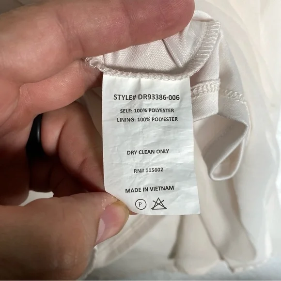 Lush Dress Womens Small Fit & Flare Empire Waist Beige Cream Lightweight V Neck‎ - Picture 5 of 9